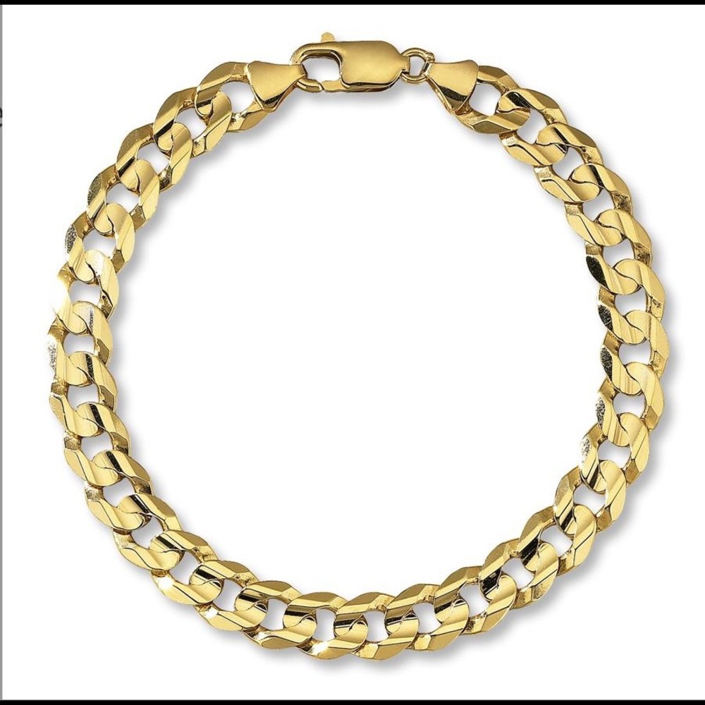 (Last one) Gold Cuban bracelet in 10k yellow gold.